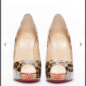 Christian Louboutin Very Privè Leopard Heels